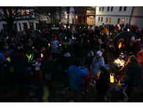 Sankt Martin mit Laternenumzug durch die Stadt (Foto: Karl-Franz Thiede)